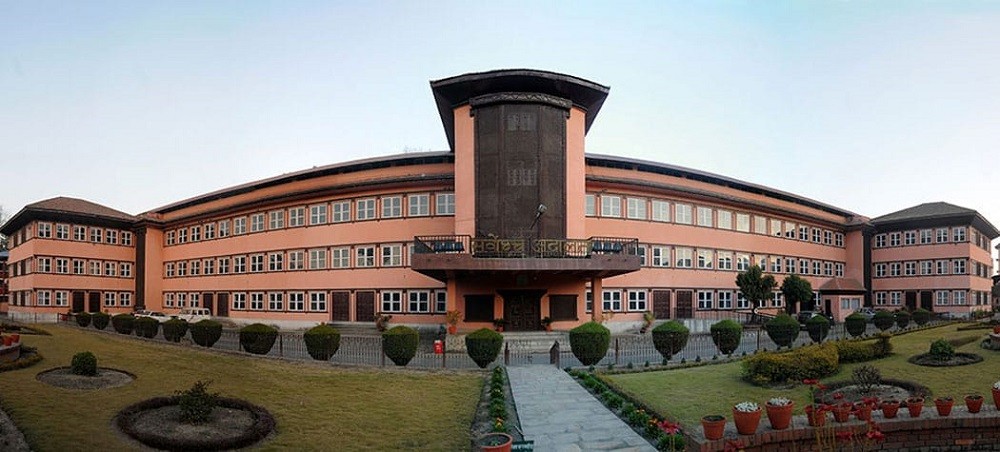 कोरोना जोखिममा रहेका कैदी–बन्दीलाई रिहा वा सजाय कम गर्नु : सर्वोच्च