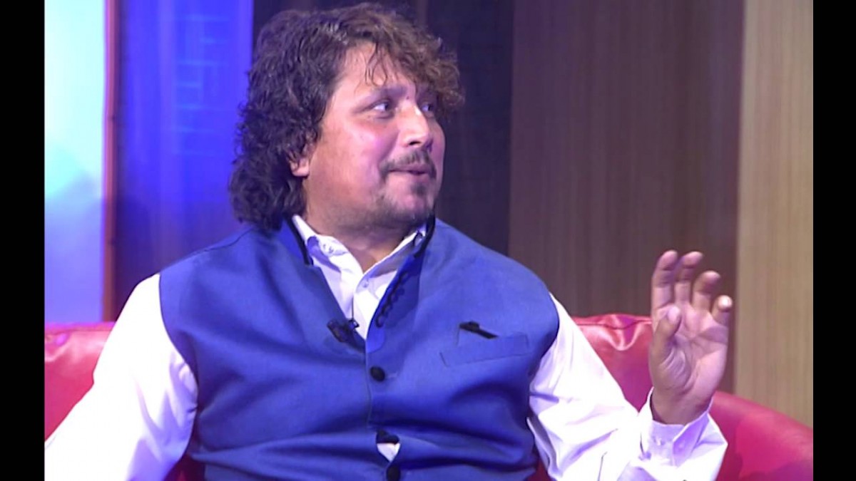 ‘हाम्रा नेताले हरेक दिन अप्रिल फूल मनाइरहेका छन्’