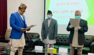 मनाङेलाई मन्त्री बनाए पनि गण्डकी सरकार अल्पमतमा, यस्तो छ गणित