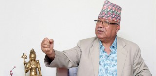 माधव नेपाललाई एमाले छाड्न ओलीका विश्वासपात्र नेताहरुको चेतावनी