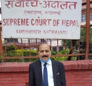 सर्वोच्चको निर्णयबाट राष्ट्रपति र प्रधानमन्त्रीमाथि पनि गम्भिर प्रश्न उठेको छ: वरिष्ठ अधिवक्ता त्रीपाठी