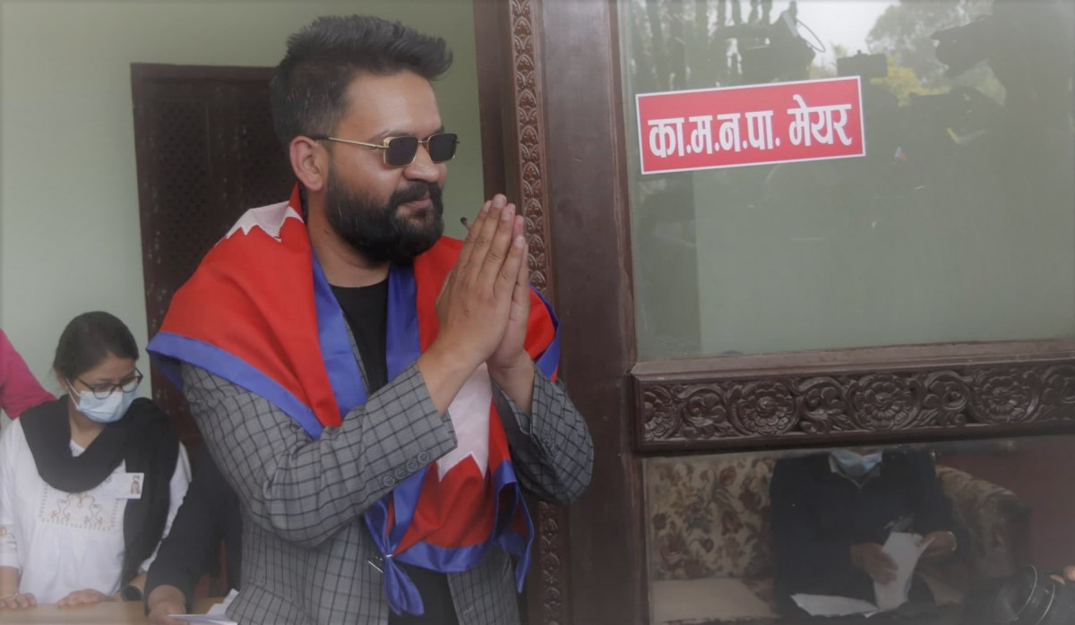 बालेनले बढाए मतान्तर, एकहजार बढी मतले केशव स्थापित पछाडि