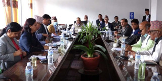 पार्टी नेतृत्वको सुझाव लिएर प्रतिवेदन लेख्न जुटे विशेष समितिका सदस्य