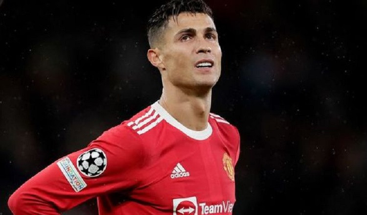 Cristiano Ronaldo to start the season on the bench