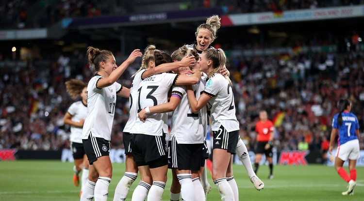 Germany advances to women's Euro 2022 final