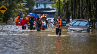 मलेसियामा फेरि भीषण बाढी