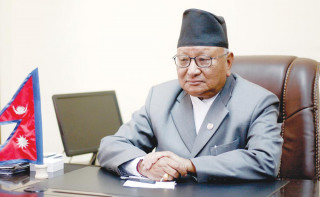 देउवा पछि आफू नै वरिष्ठ नेता भएको गोपालमान श्रेष्ठको दाबी