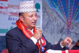 मुलुकमा राष्ट्रिय विपद् परेका बेला महासमिति बैठक सार्नु स्वाभाविक: कांग्रेस नेता खड्का