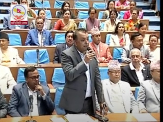 सरकार भूकम्प र बाढीपीडितको अवस्था के छ ?
