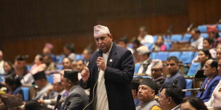 उपसभामुखले आफै राजीनामा दिएर मार्गप्रशस्त गरिदिनुपर्छ, पदीय दुरुपयोग गर्नेलाई पदमा रहन मिल्दैँन: रामहरि खतिवडा